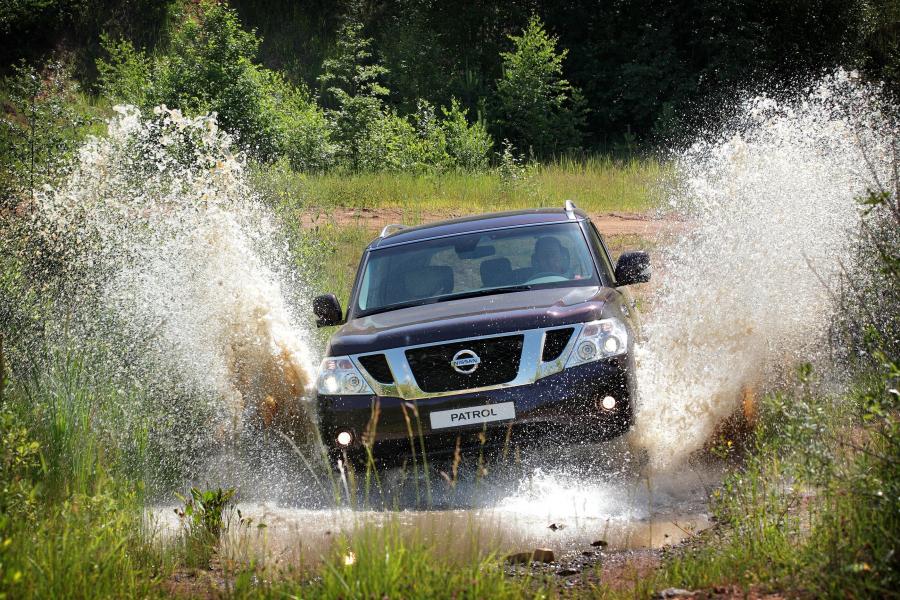  Nissan Patrol 2010 года  (фото 57 из 118)